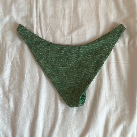 Beach Riot Kelsey Emerald Green Bikini Bottoms - Picture 3 of 4